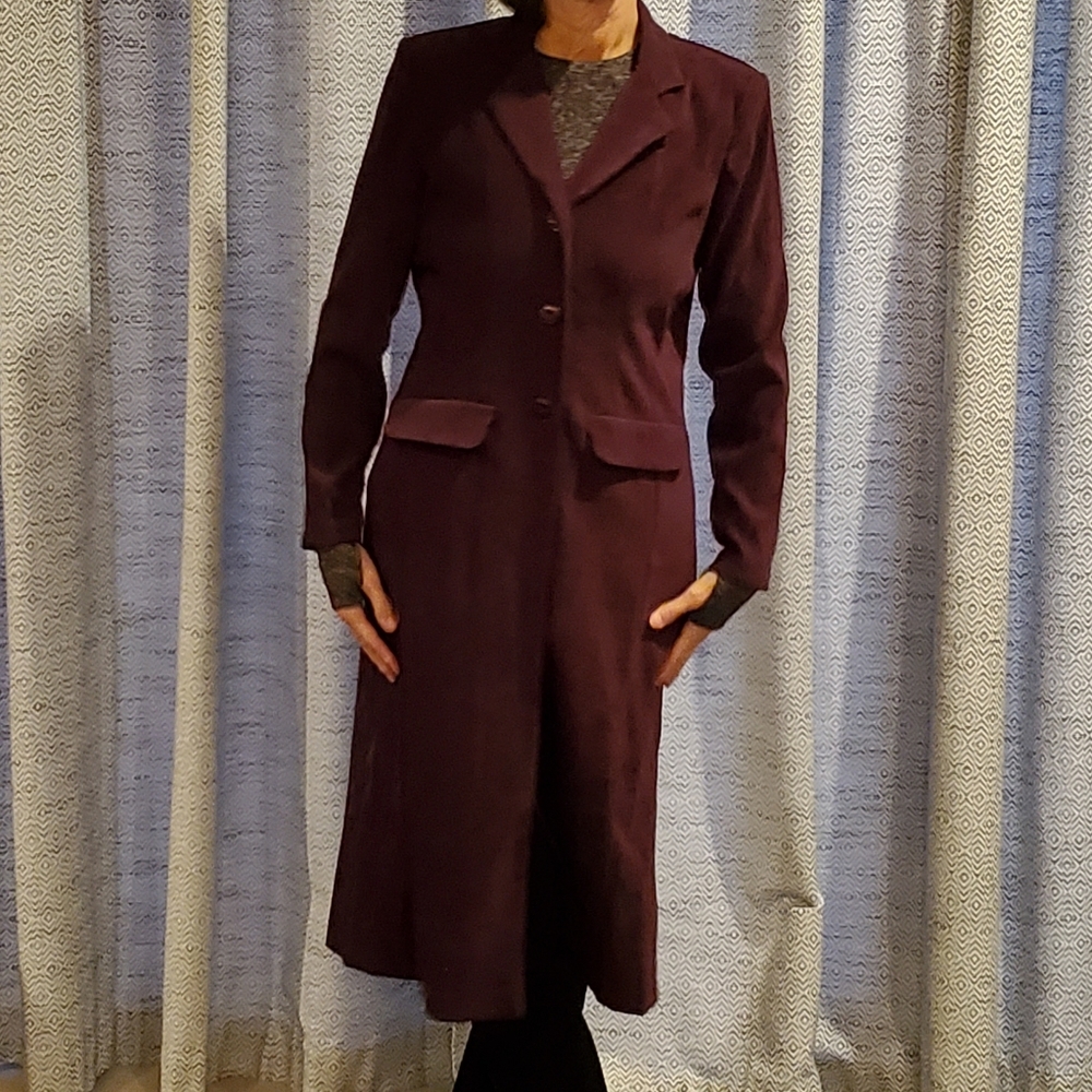 R & K Maxi coat Burgundy 3 buttons velvety feel sz. 6P - Picture 6 of 12